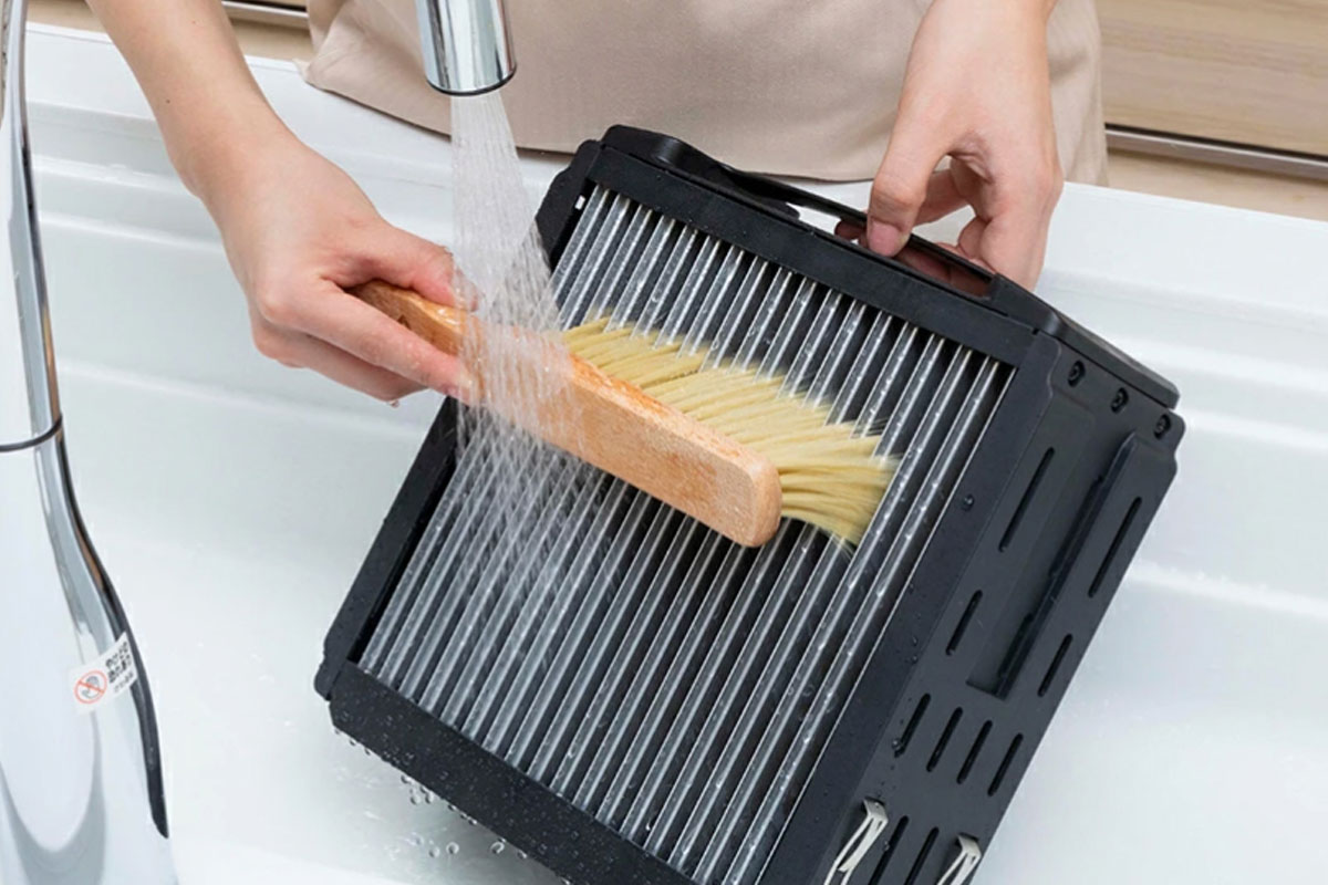 Airdog TPA washable collection plates can be removed, cleaned and reused